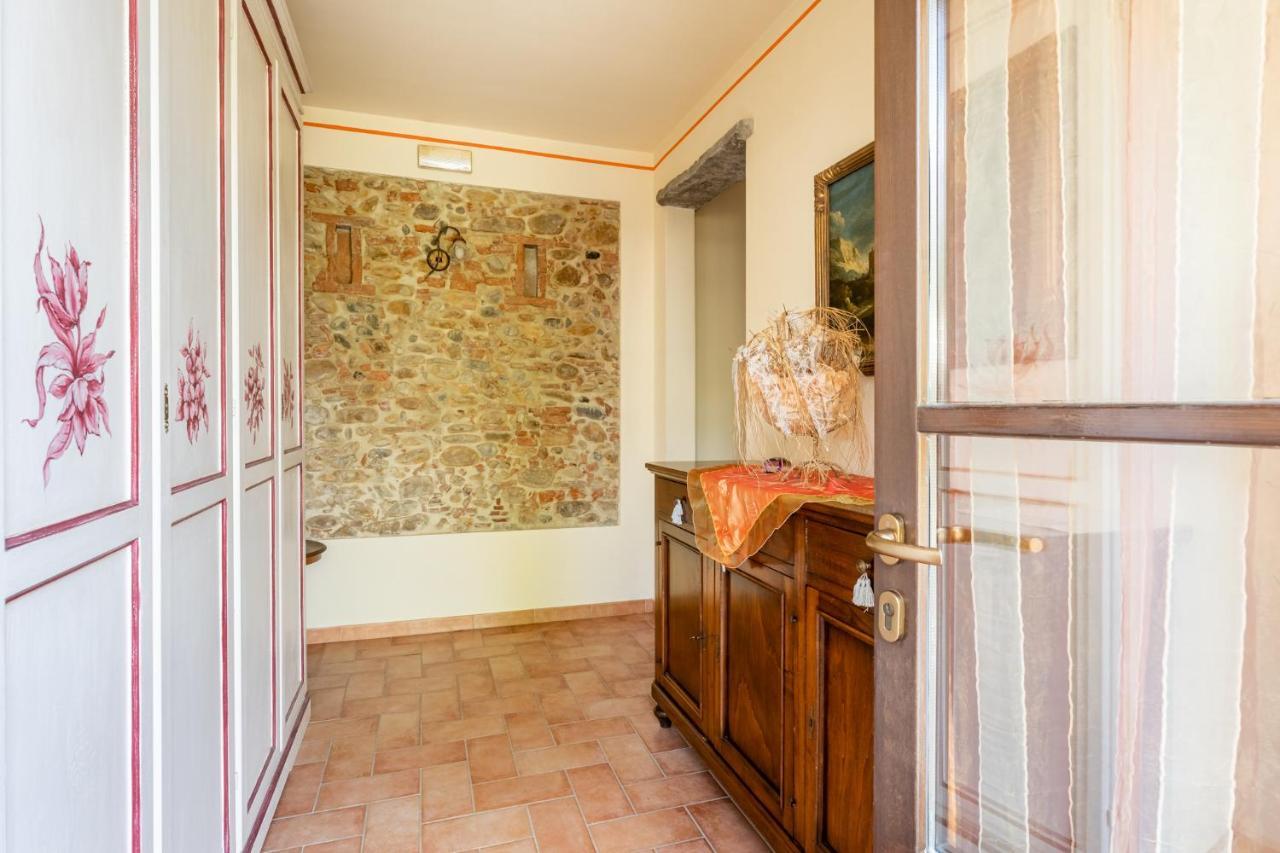 Villa Casolare Dei Fiori - Mughetto à Montecarlo Extérieur photo